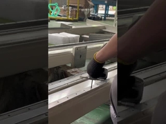 Siódma oś robota - szyna prowadząca. Szczelina jest mniejsza niż 0,03 mm. Dostosowana długość i styl