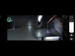 Wspaniała melodia i ruchy taneczne stworzone przez maszyny tworzą oszałamiający wygląd