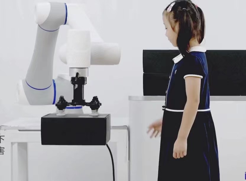 Przemysłowe współpracujące ramię robota 6-osiowe systemy obsługi Ramię do szpitalnego przenoszenia leków
