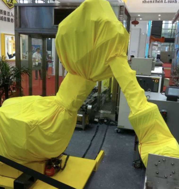 Pokrowce Fanuc Paint Robot wykonane z wysokoelastycznej tkaniny dostosowują się do wydłużonych ruchów CCC
