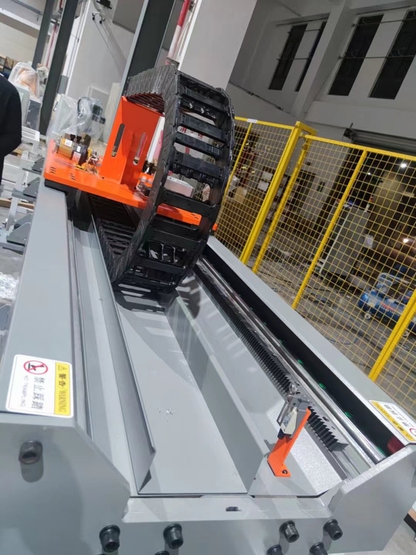 350 kg / M Robot Tank Tracks na sprzedaż Specjaliści ds. Logistyki Proste niezawodne szyny prowadzące