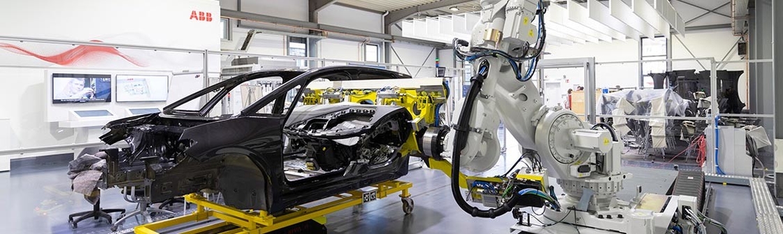 Sześcioosiowe ramię robota Abb Carving Shaping Robot IRB 8700 paletyzuje spawanie Fabryki motoryzacyjne