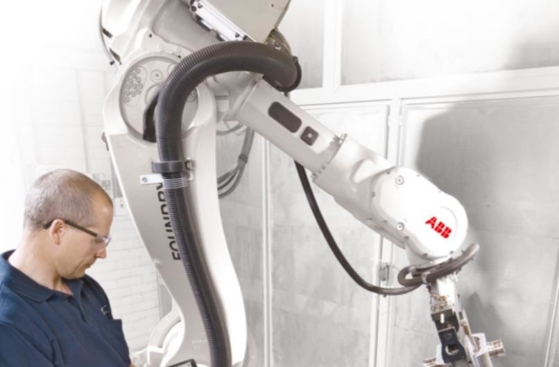 Ramię robota Multi Abb do spawania stali węglowej Obciążenie 650 kg IRB 7600