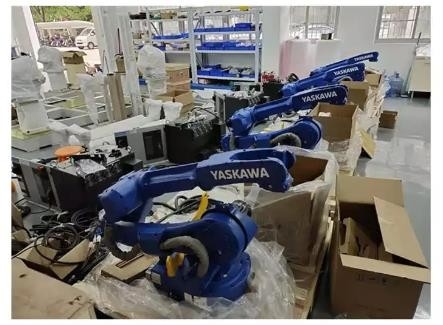 Przemysłowy system robota do spawania laserowego Yaskawa 6-osiowy robot do spawania łukowego rur AR1440