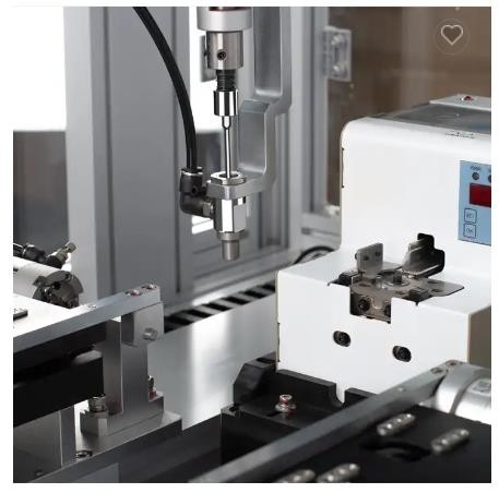 Automatyczny podajnik śrubokrętu Robotic Floor Type 4 Axis Screw Mocowanie