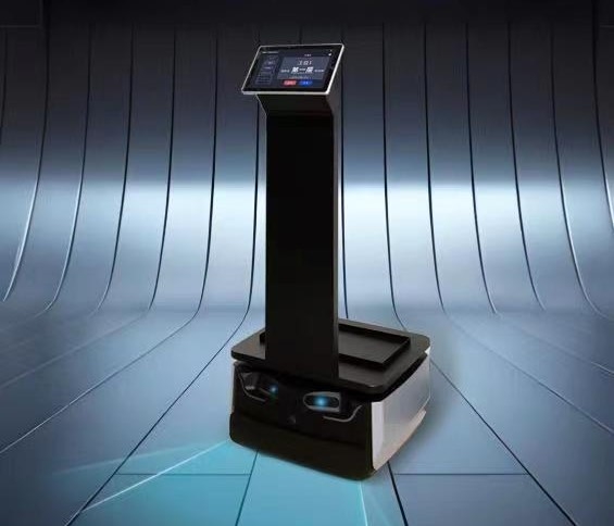 Autonomiczny mobilny robot AMR o pojemności 16AH i maksymalnej prędkości chodzenia 1,2 m/s