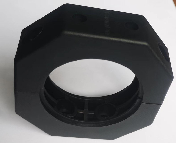 Zintegrowany / podzielony typ instalacji Robot Dress Pack Kable Pipeline Package