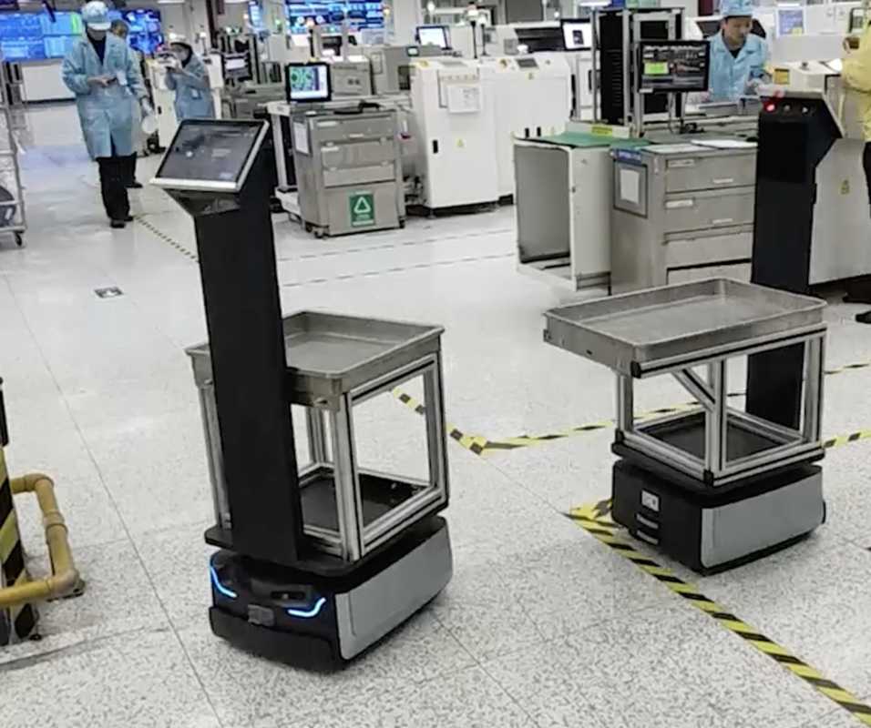 Wysokiej prędkości autonomiczny robot mobilny z łącznością HDMI Długa żywotność baterii 500M*500M Obszar mapowania